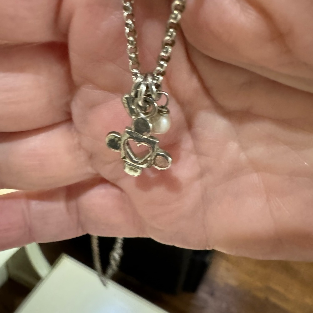 Vintage Erica Courtney Silver with Hearts and Pearl necklace.